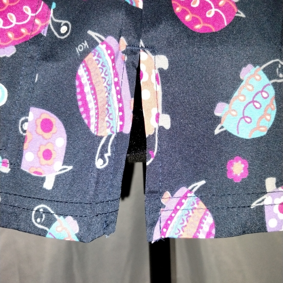 KOI BASICS LESLIE SCRUB TOP - Picture 9 of 9